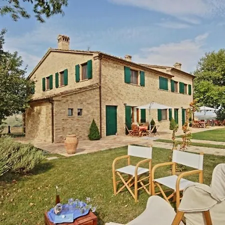 Pettirosso - Luxury Countryside Retreat With View Ripe