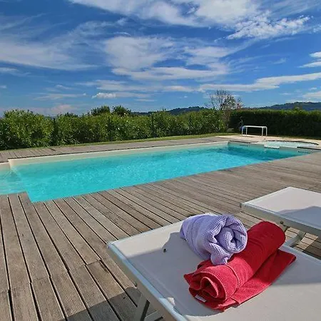 Pettirosso - Luxury Countryside Retreat With View Ripe
