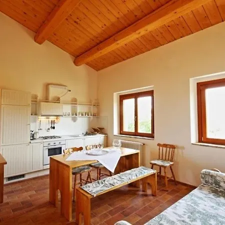 Pettirosso - Luxury Countryside Retreat With View Διαμέρισμα *